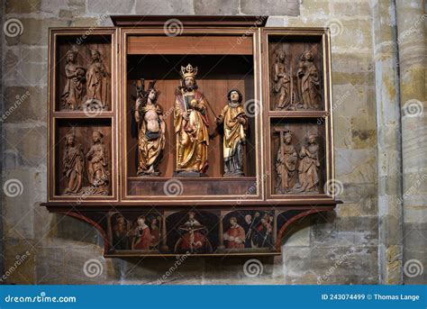 The Bamberg Altar:  Gotik Güzelliği ile Dolu Bir İkonik Eser!